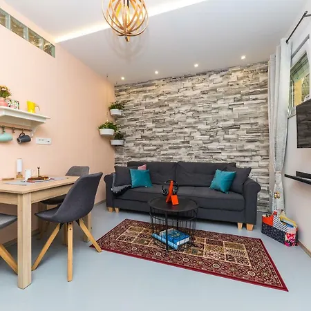 Appartments With Terrace Or Garden Appartamento *