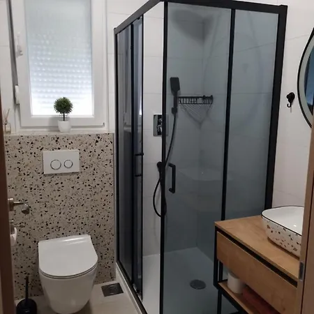 Appartments With Terrace Or Garden アパート スプリト