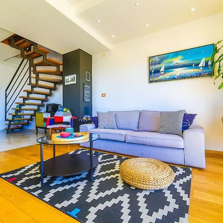 아파트 Appartments With Terrace Or Garden
