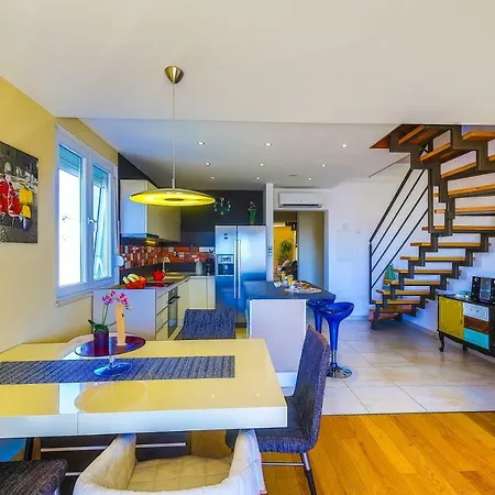 Daire Appartments With Terrace Or Garden