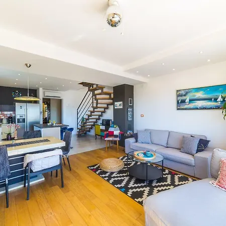 Appartments With Terrace Or Garden Daire Split