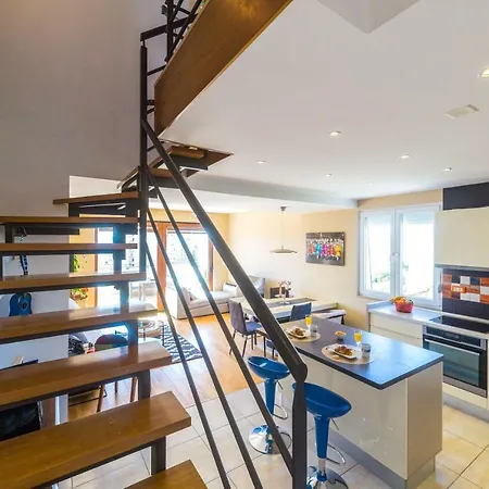 Appartments With Terrace Or Garden アパート