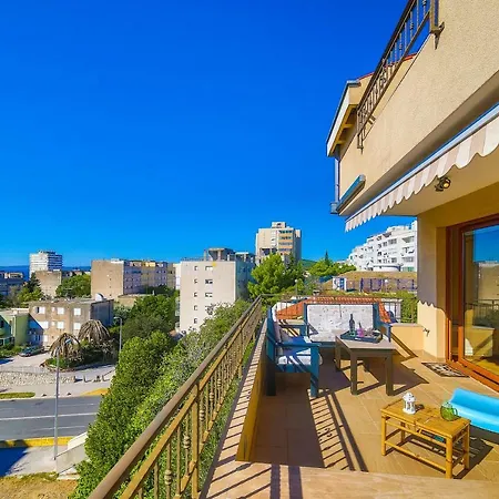 Appartments With Terrace Or Garden Appartement *